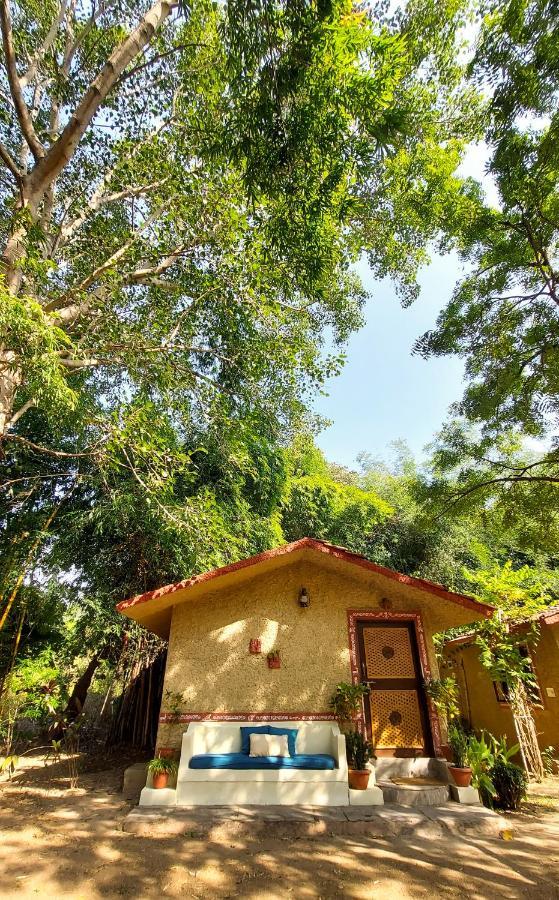 Bandhavgarh Jungle Lodge Tala  Exterior photo