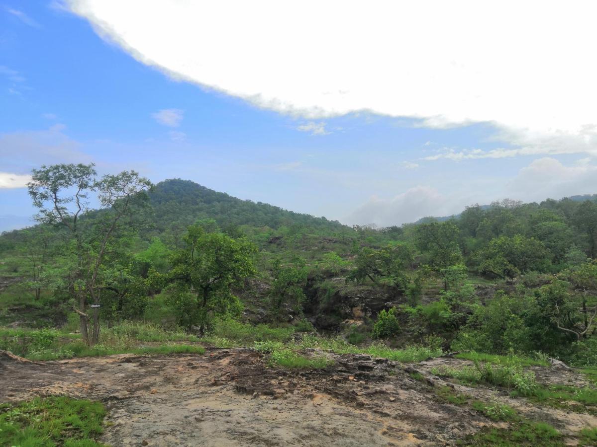 Bandhavgarh Jungle Lodge Tala  Exterior photo