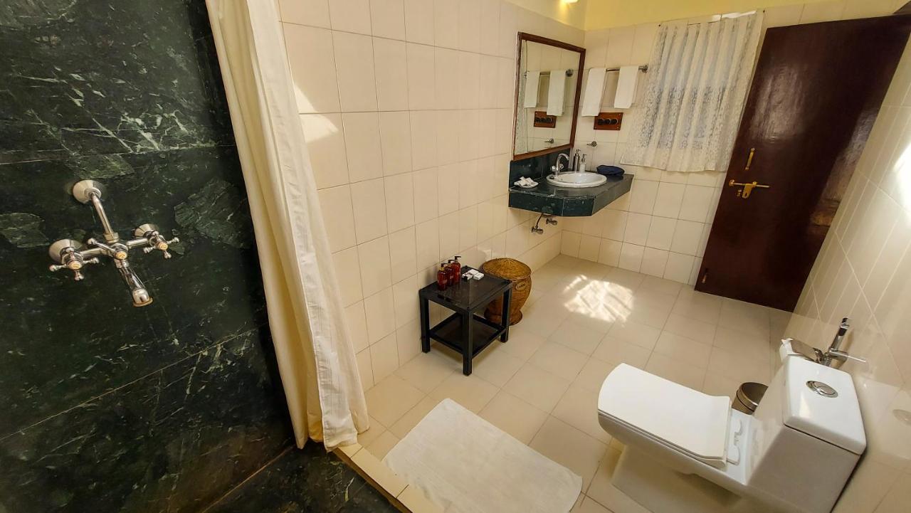 Bandhavgarh Jungle Lodge Tala  Exterior photo