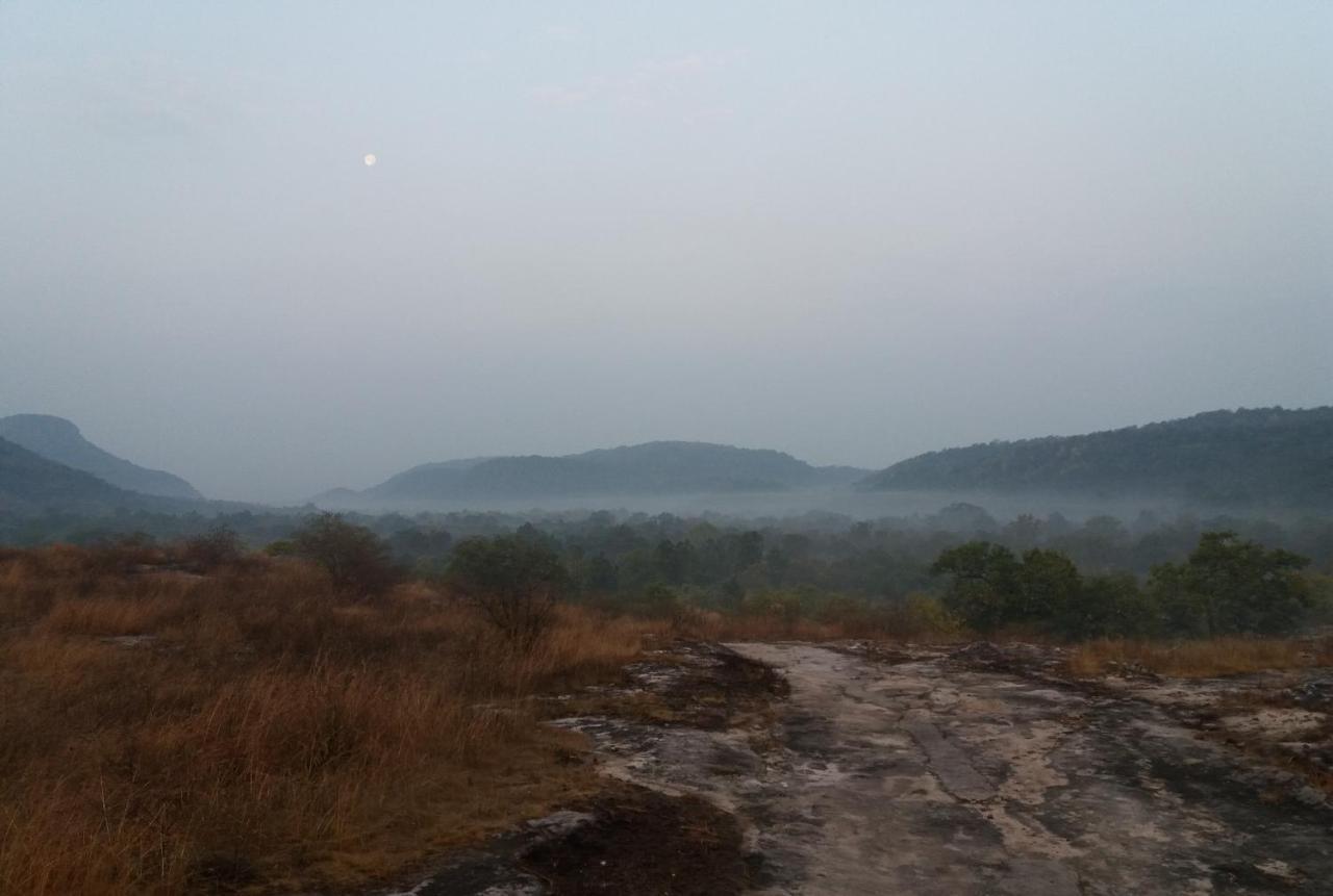 Bandhavgarh Jungle Lodge Tala  Exterior photo