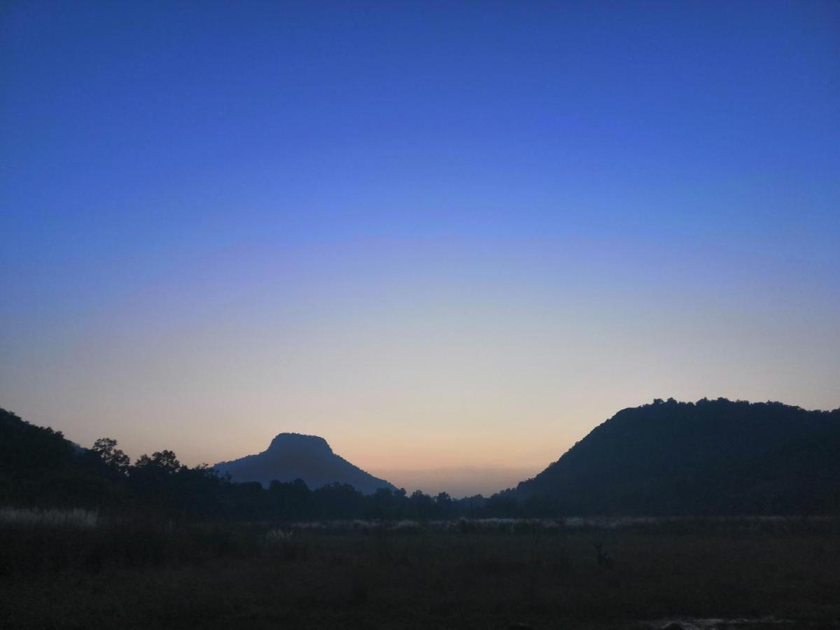 Bandhavgarh Jungle Lodge Tala  Exterior photo