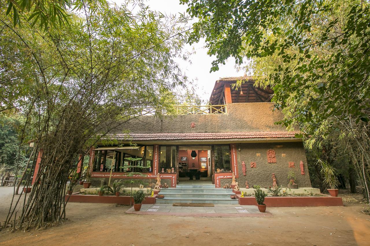 Bandhavgarh Jungle Lodge Tala  Exterior photo