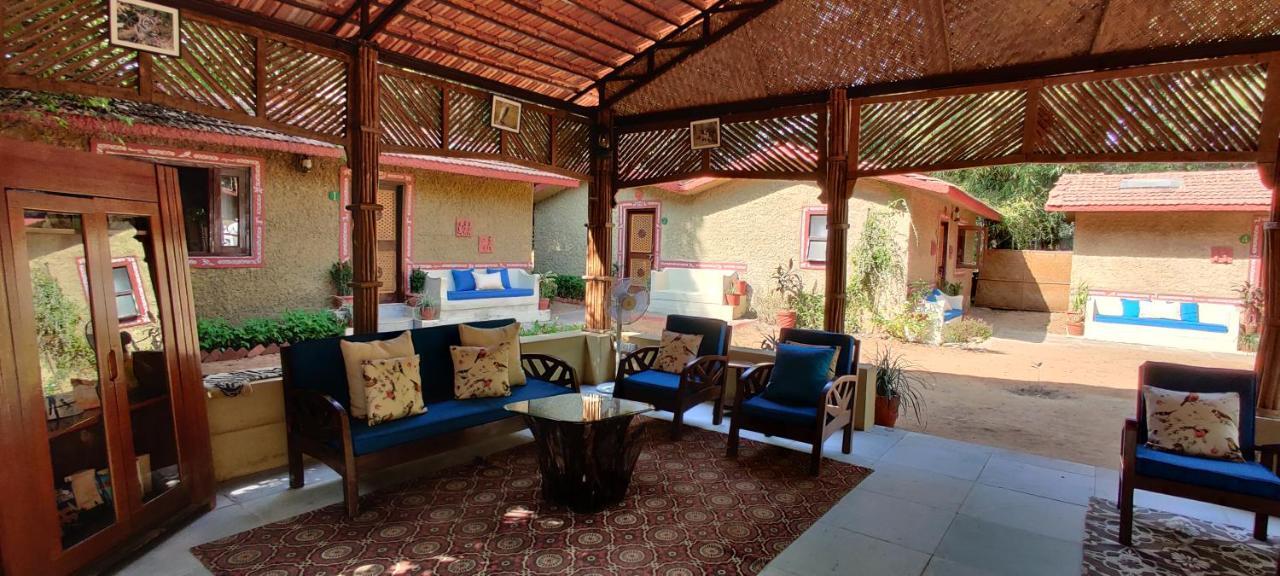 Bandhavgarh Jungle Lodge Tala  Exterior photo